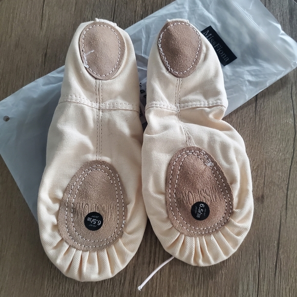 Brand New Ballet flats 6.5, Dance - Picture 3 of 5